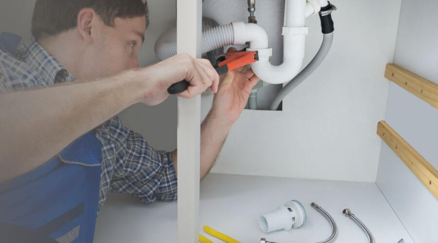 Local tankless water heater installation in Kasbeer, IL